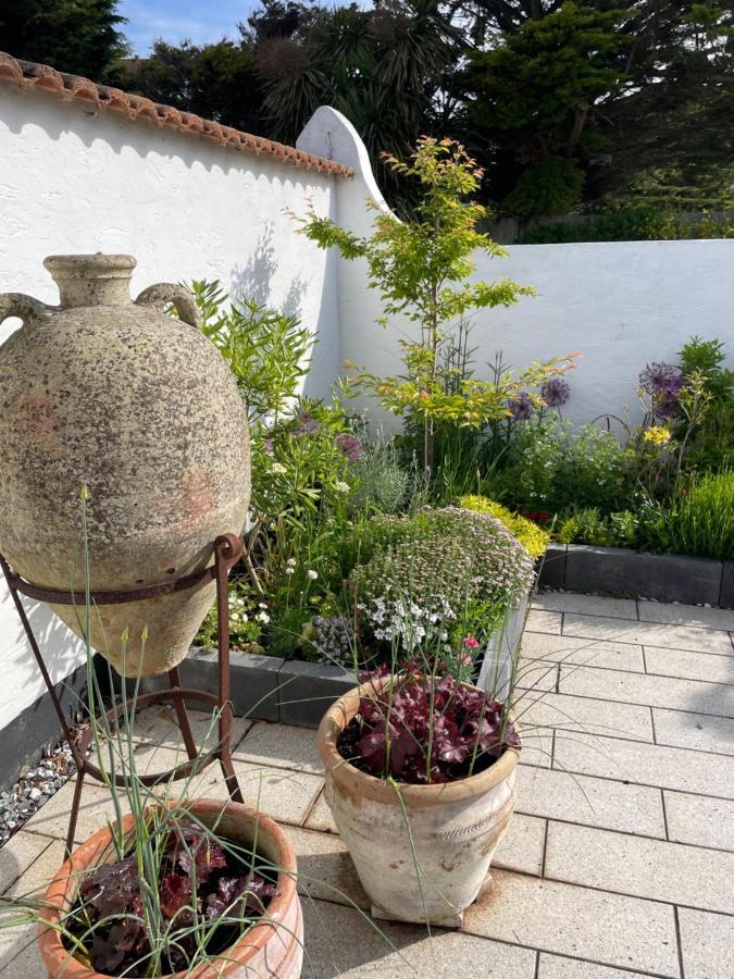 Cliff Top Garden Room Milford on Sea Extérieur photo