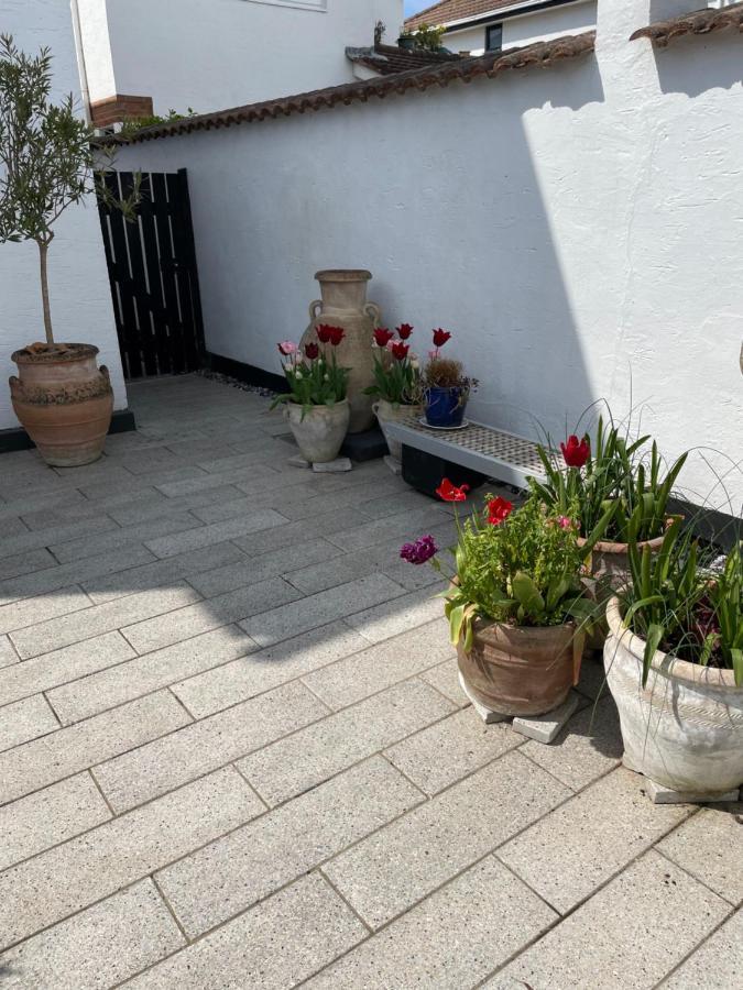Cliff Top Garden Room Milford on Sea Extérieur photo