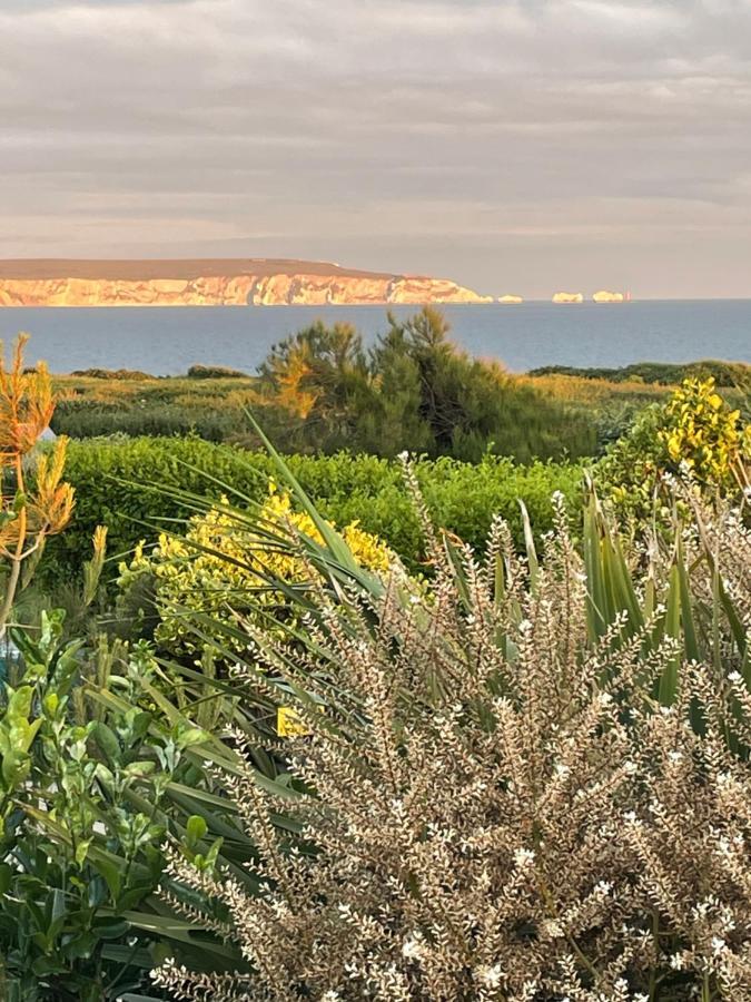 Cliff Top Garden Room Milford on Sea Extérieur photo
